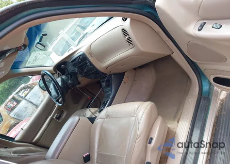 1998 Ford Explorer from USA, damaged, VIN 1FMZU34E3WZA70790